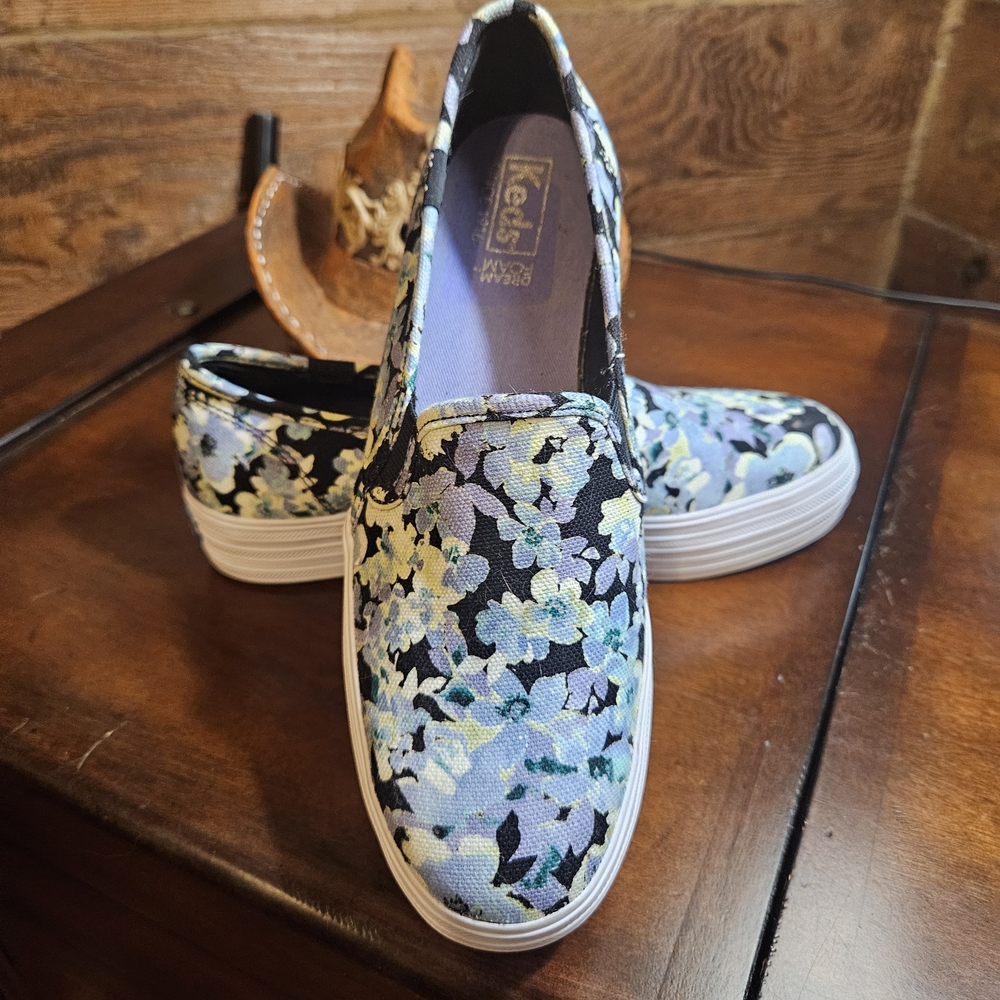 Keds Women's Floral Slip-On Shoes - Blue And Purple 💙💜